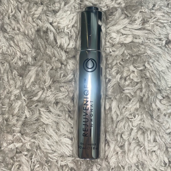 Monat Hair Monat Rejuveniqe And Unknot Detangler Poshmark